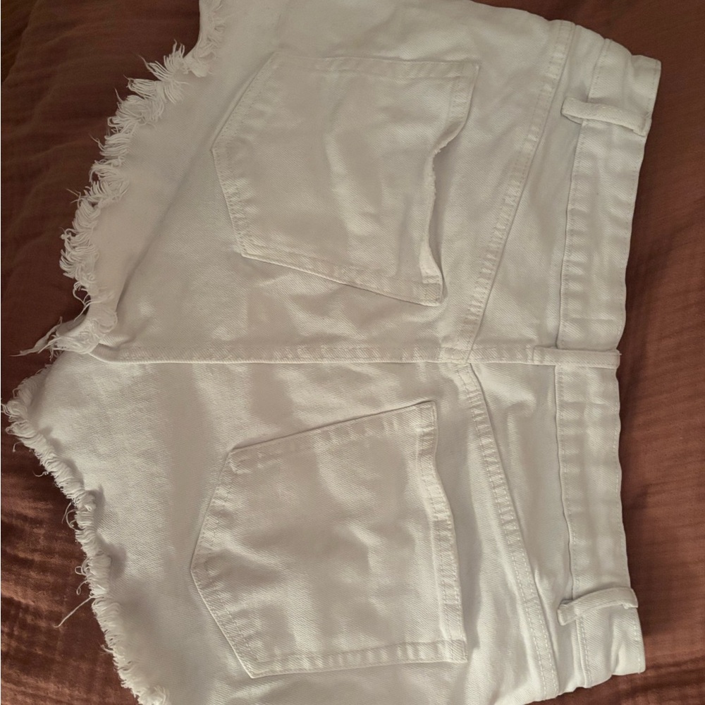 Zara Women's Denim Shorts - Picture 3 of 3